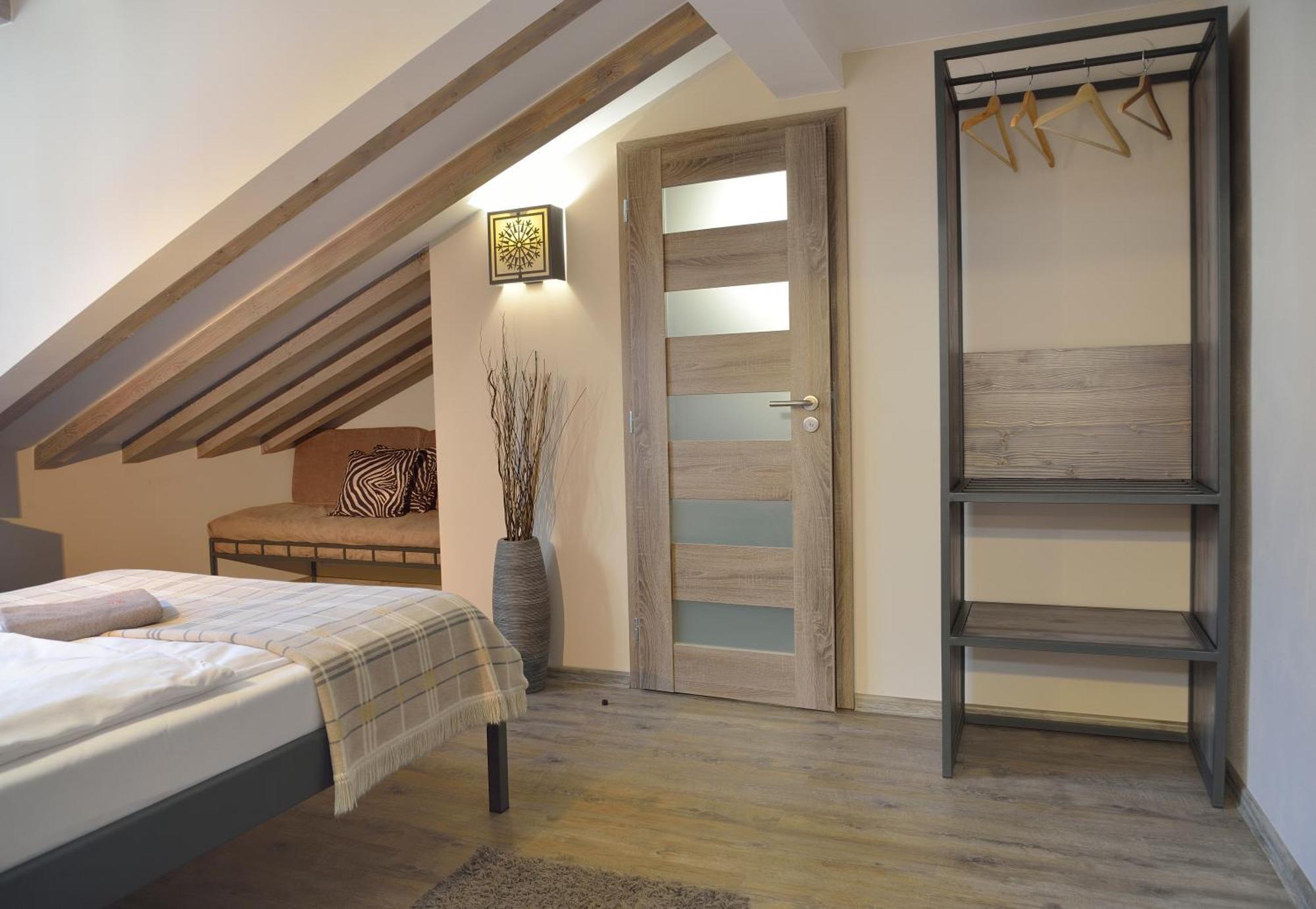Hotel Via Ironia Високе-Мито Экстерьер фото